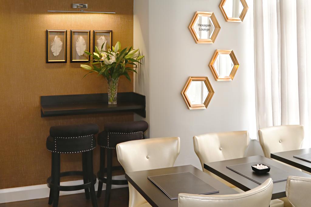 Imperial Guest House Ltd. Хаунслоу Екстериор снимка